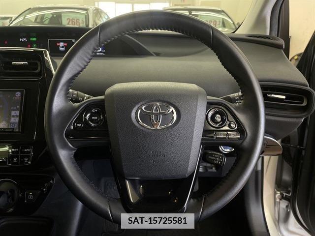 Toyota PRIUS 2019-03 372918-22