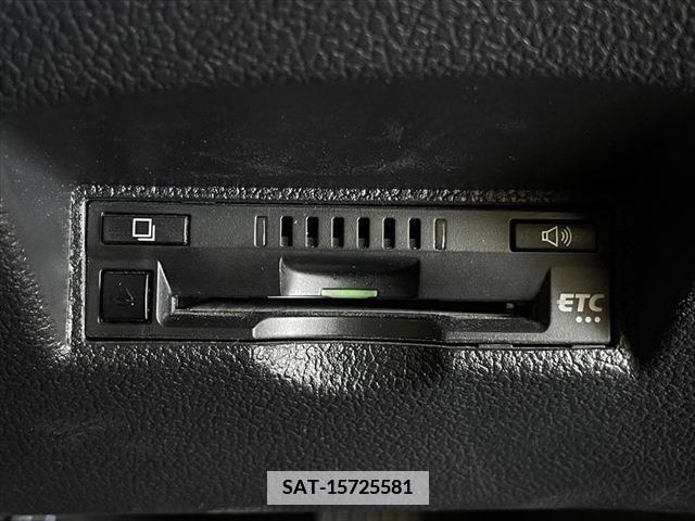 Toyota PRIUS 2019-03 372918-29