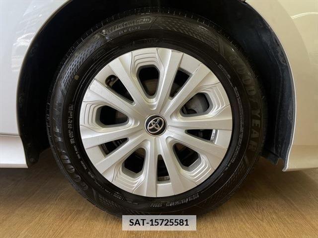 Toyota PRIUS 2019-03 372918-12