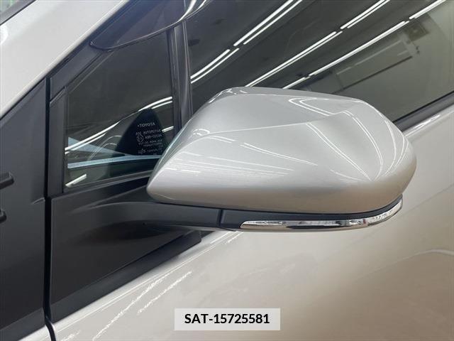 Toyota PRIUS 2019-03 372918-10