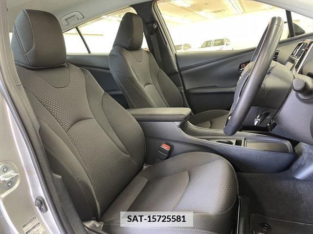 Toyota PRIUS 2019-03 372918-17