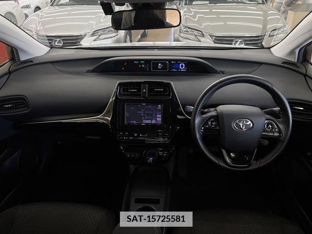 Toyota PRIUS 2019-03 372918-16