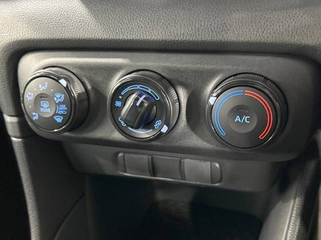 Toyota YARIS 2023-04 192286-7
