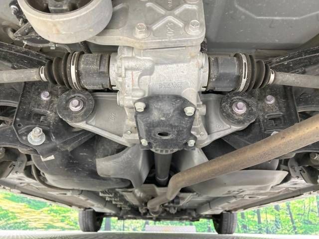 Toyota YARIS 2023-04 192286-19