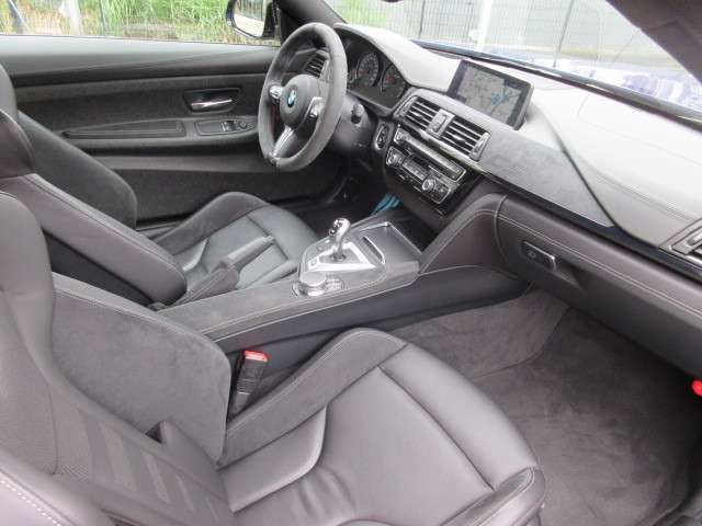Bmw M4 2018-02 17423-17