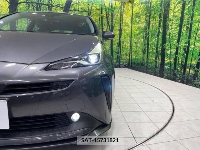 Toyota PRIUS 2019-05 281838-12