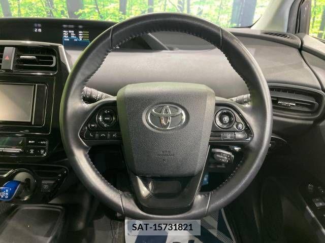 Toyota PRIUS 2019-05 281838-11