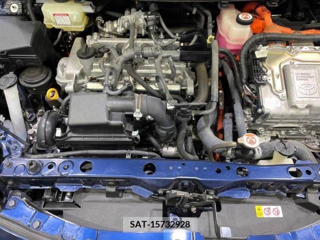 Toyota AQUA 2019-02 223623-18