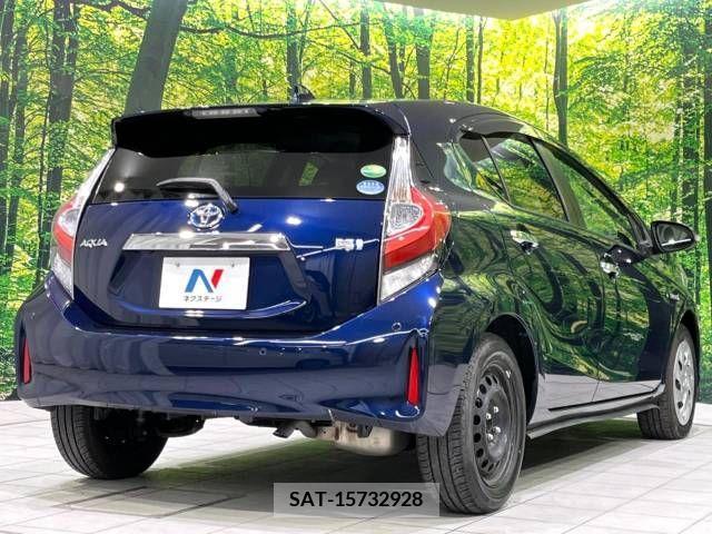 Toyota AQUA 2019-02 223623-17