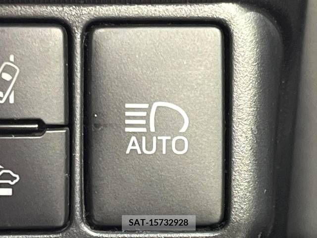Toyota AQUA 2019-02 223623-6