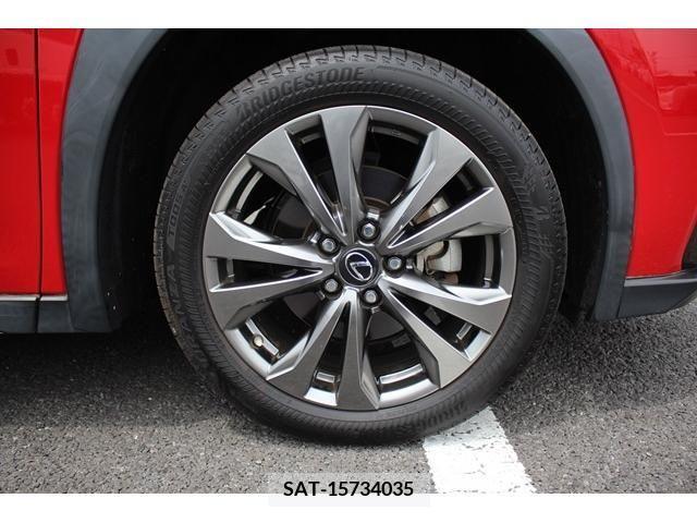 Lexus UX 2019-03 275906-9