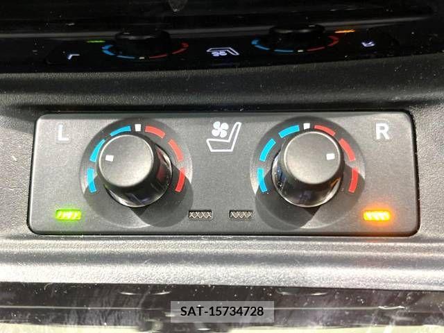 Toyota ALPHARD 2022-09 214335-7