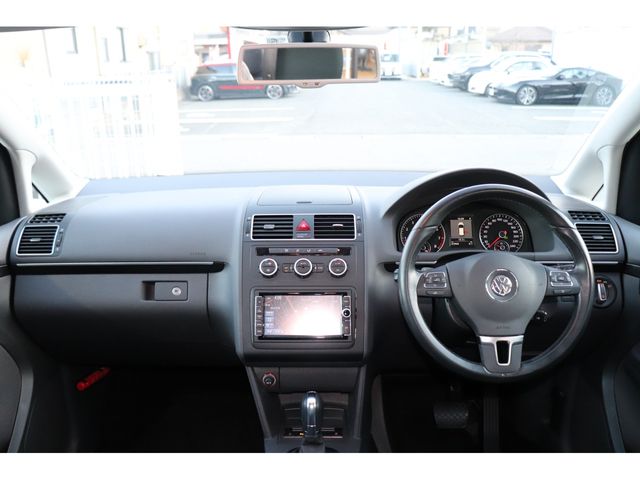 VolksWagen GOLF TOURAN 2015-06 189308-8