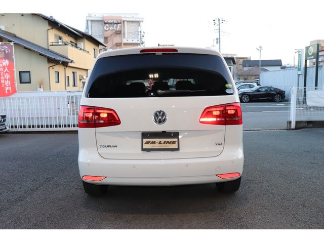 VolksWagen GOLF TOURAN 2015-06 189308-6