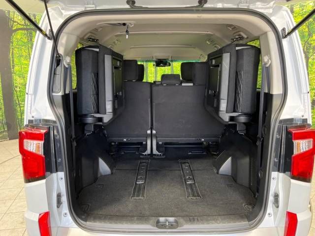 Mitsubishi DELICA D5 2022-06 17383-11