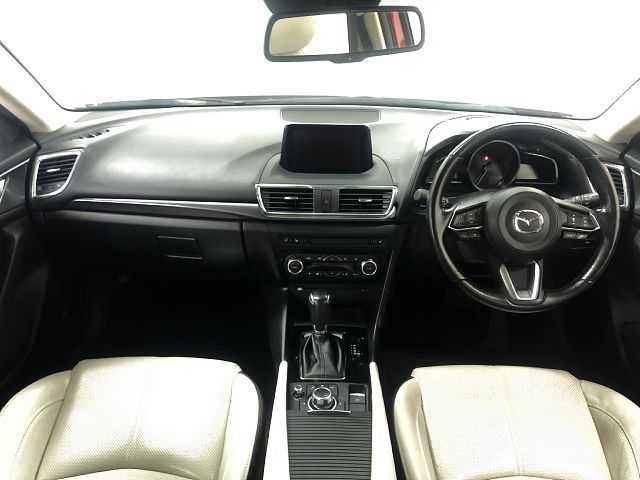 Mazda AXELA SPORT 2016-09 7668-1