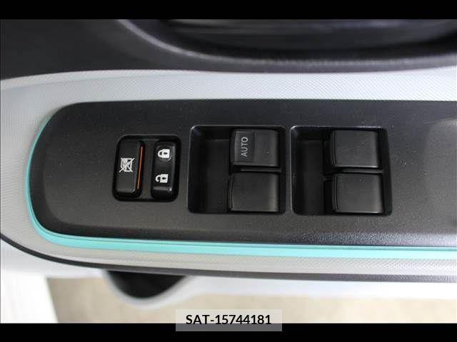 Toyota AQUA 2013-03 291907-17