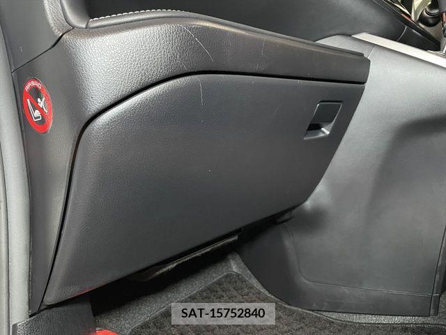 Toyota ESQUIRE 2015-03 297225-13