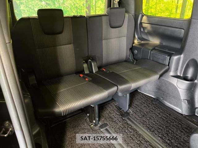 Toyota VOXY 2018-01 289135-10