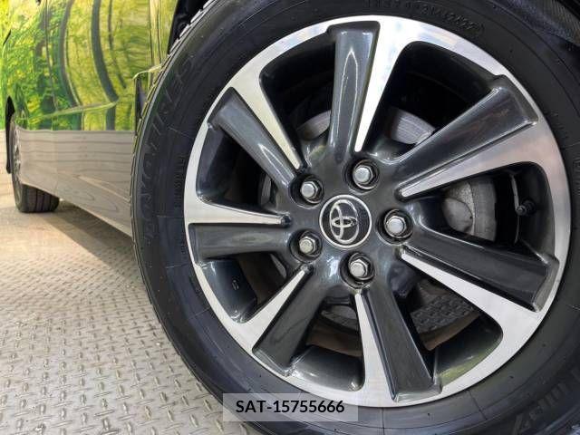 Toyota VOXY 2018-01 289135-14
