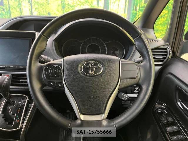 Toyota VOXY 2018-01 289135-12