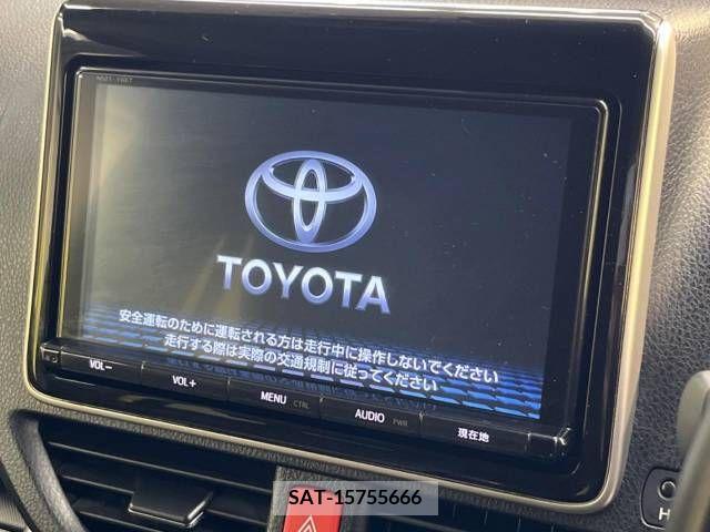 Toyota VOXY 2018-01 289135-3