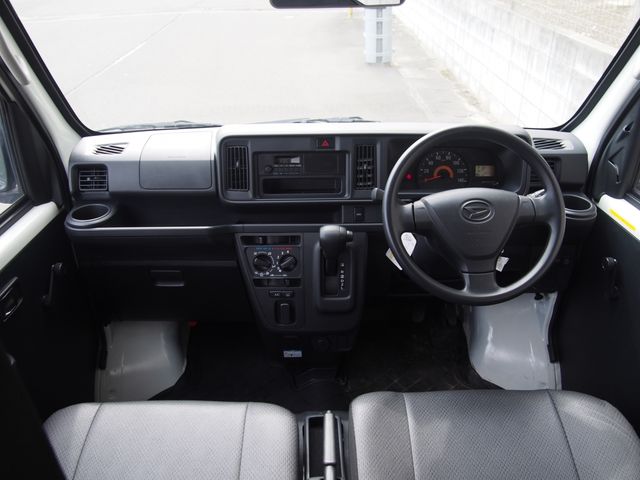 Daihatsu HIJET CARGO 2018-09 6735-1