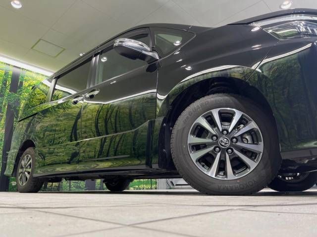 Toyota VOXY 2018-12 23315-13