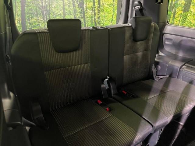 Toyota VOXY 2018-12 23315-9