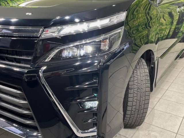Toyota VOXY 2018-12 23315-12