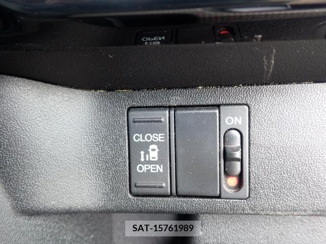 Honda STEP WGN 2016-07 372646-15