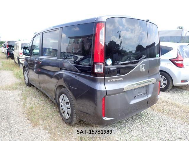 Honda STEP WGN 2016-07 372646-2