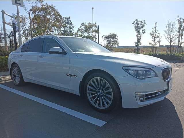 Bmw 7 SERIES 2014-12 188063-11