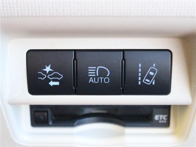 Toyota PORTE 2018-05 21355-2