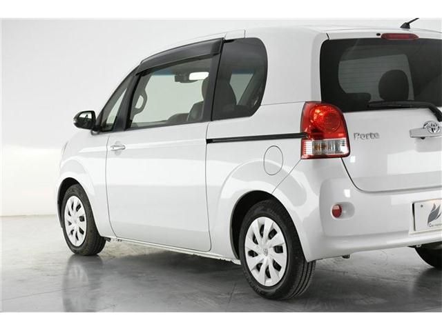 Toyota PORTE 2018-05 21355-8