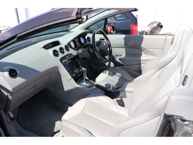 Peugeot 308 2010-12 21668-6