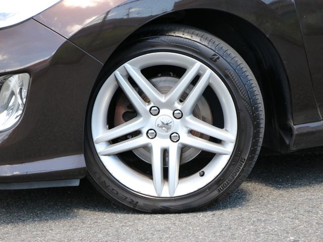 Peugeot 308 2010-12 21668-18