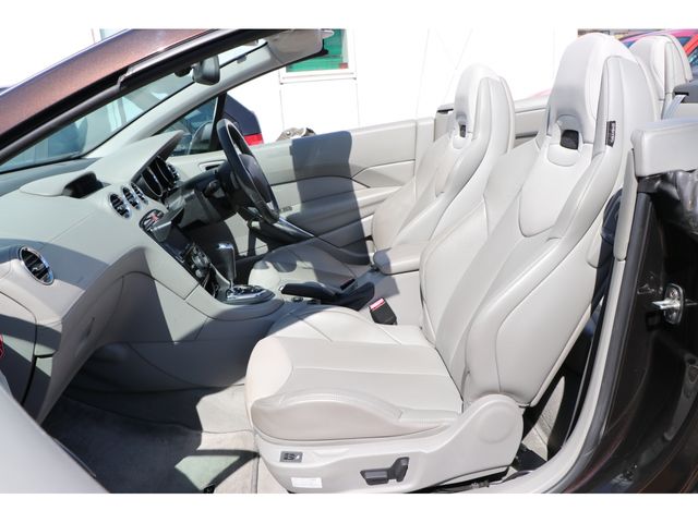 Peugeot 308 2010-12 21668-8