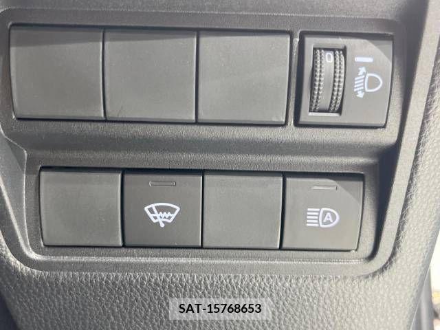 Toyota YARIS 2023-02 330777-5