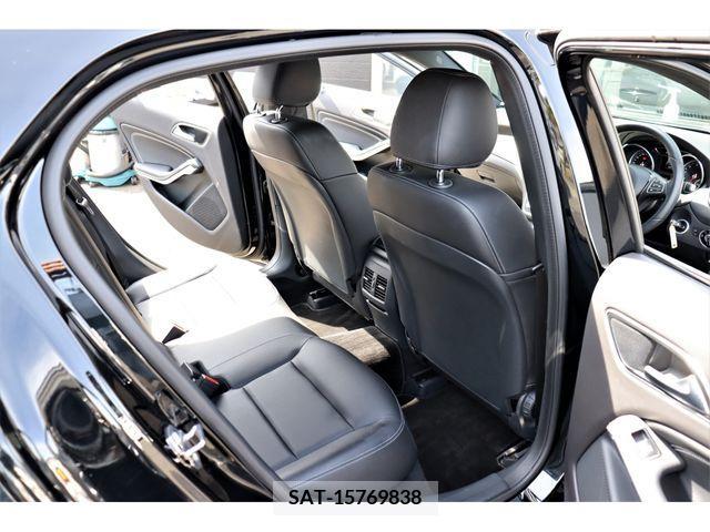 Mercedes Benz GLA-CLASS 2017-01 200259-3