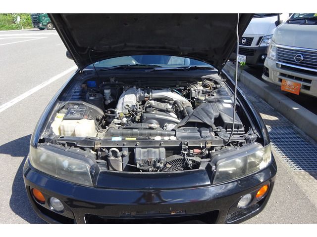 Nissan SKYLINE COUPE 1996-06 10992-8