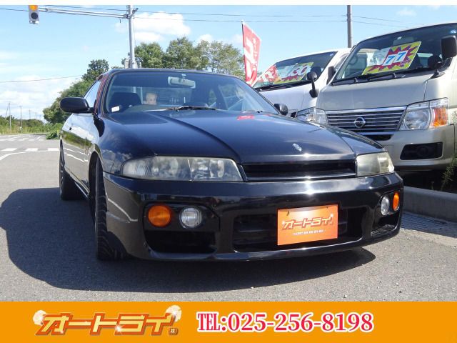 Nissan SKYLINE COUPE 1996-06 10992-0
