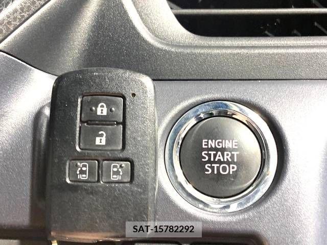 Toyota VOXY 2014-06 288874-6