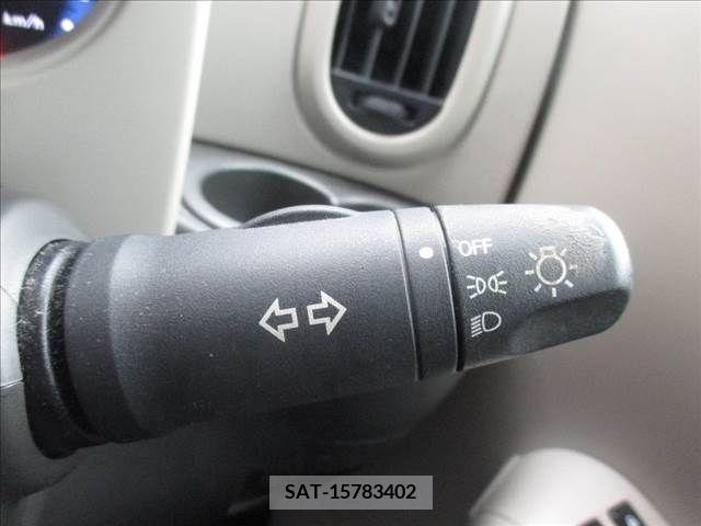 Nissan CUBE 2010-01 216099-13