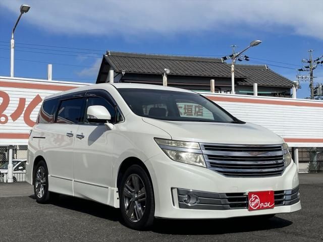 Nissan ELGRAND 2011-03 185823-5