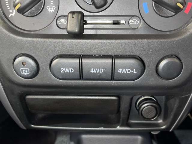 Suzuki JIMNY 2010-07 7641-17