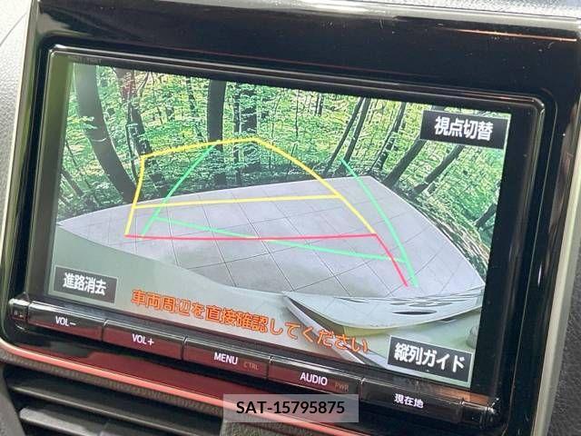 Toyota VOXY 2017-06 243976-3