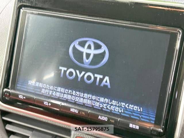 Toyota VOXY 2017-06 243976-2