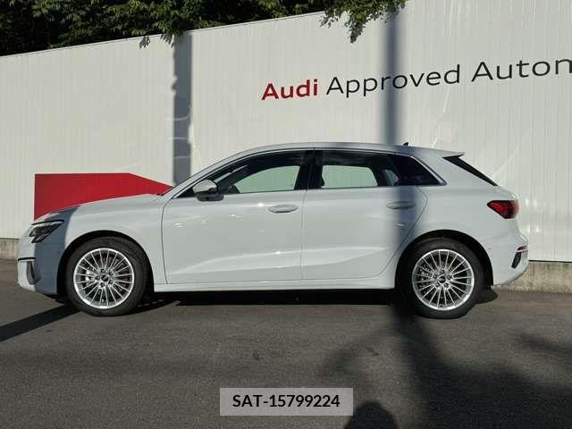 Audi A3 2023-11 261399-6