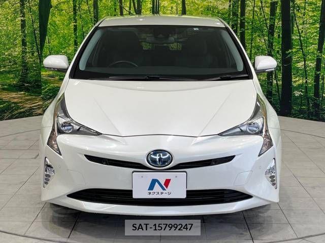 Toyota PRIUS 2018-03 372801-14
